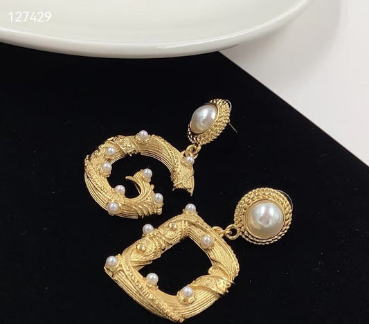 Earring