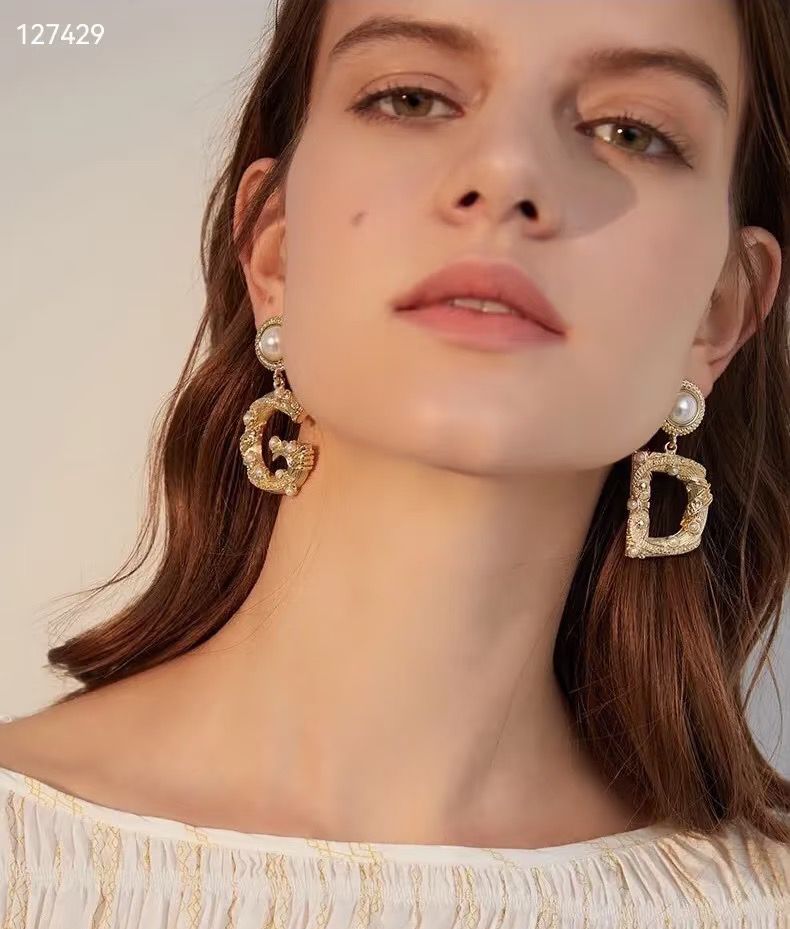 Earring